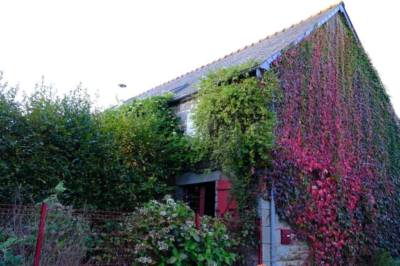 Parigné La Maison Jaune A La Janaie מראה חיצוני תמונה